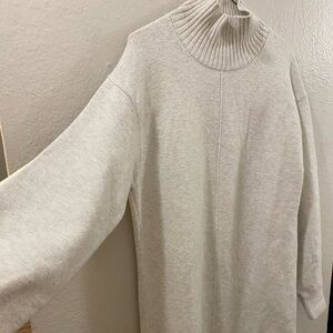 EUC Banana Republic Ribbed Knit Sweater Dress , Oatmeal, off-white, funnel neck